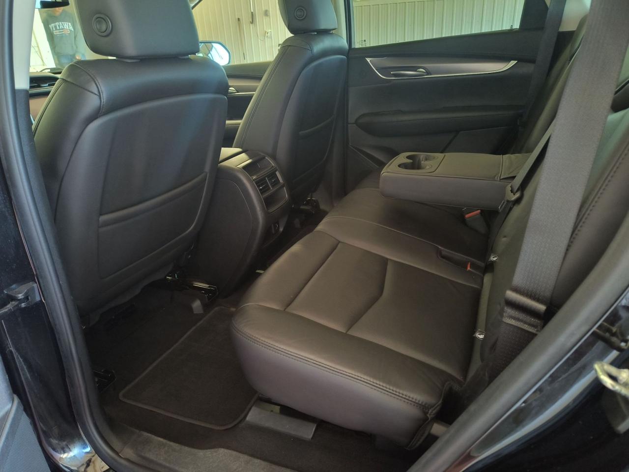 2018 Cadillac XT5 Luxury AWD Photo0