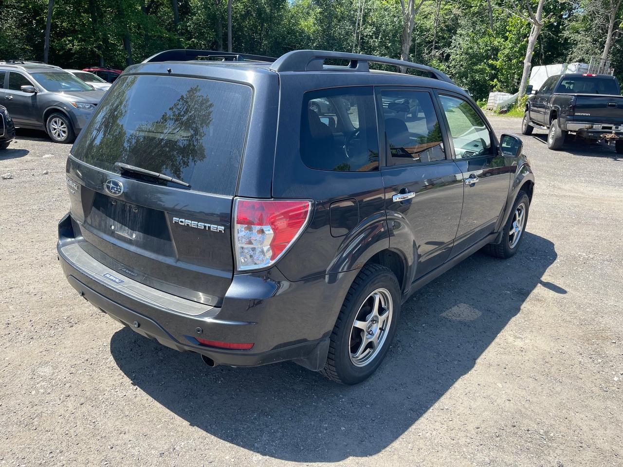 2011 Subaru Forester X Limited - Photo #4