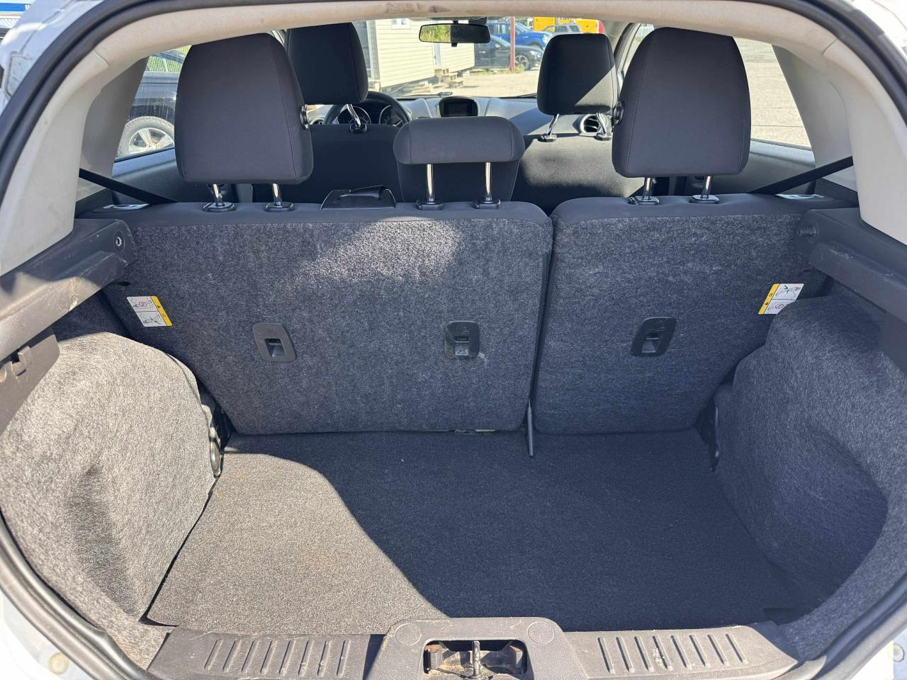 2017 Ford Fiesta SE - Photo #12