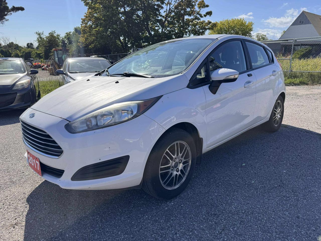 2017 Ford Fiesta SE - Photo #3