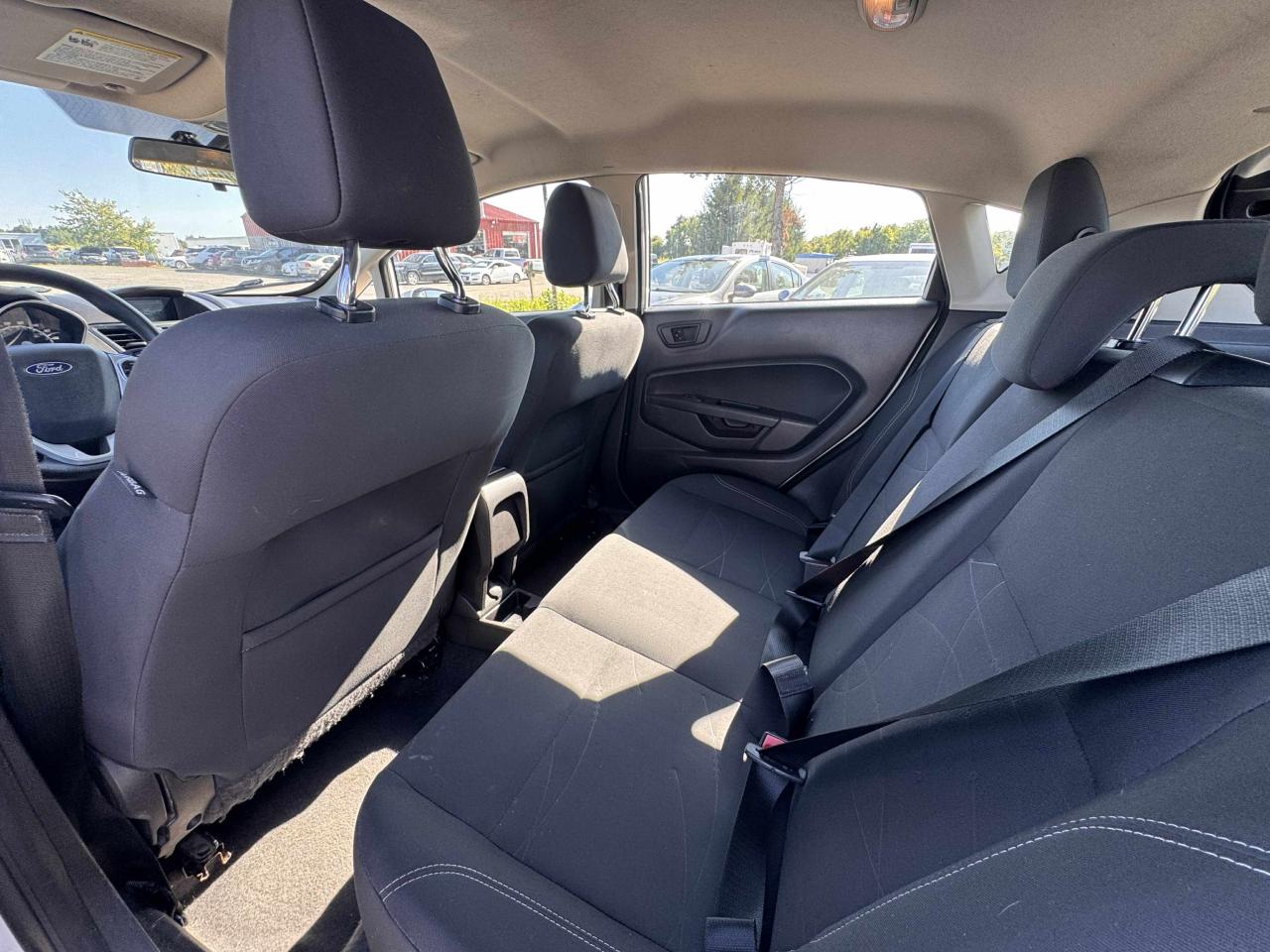 2017 Ford Fiesta SE - Photo #11