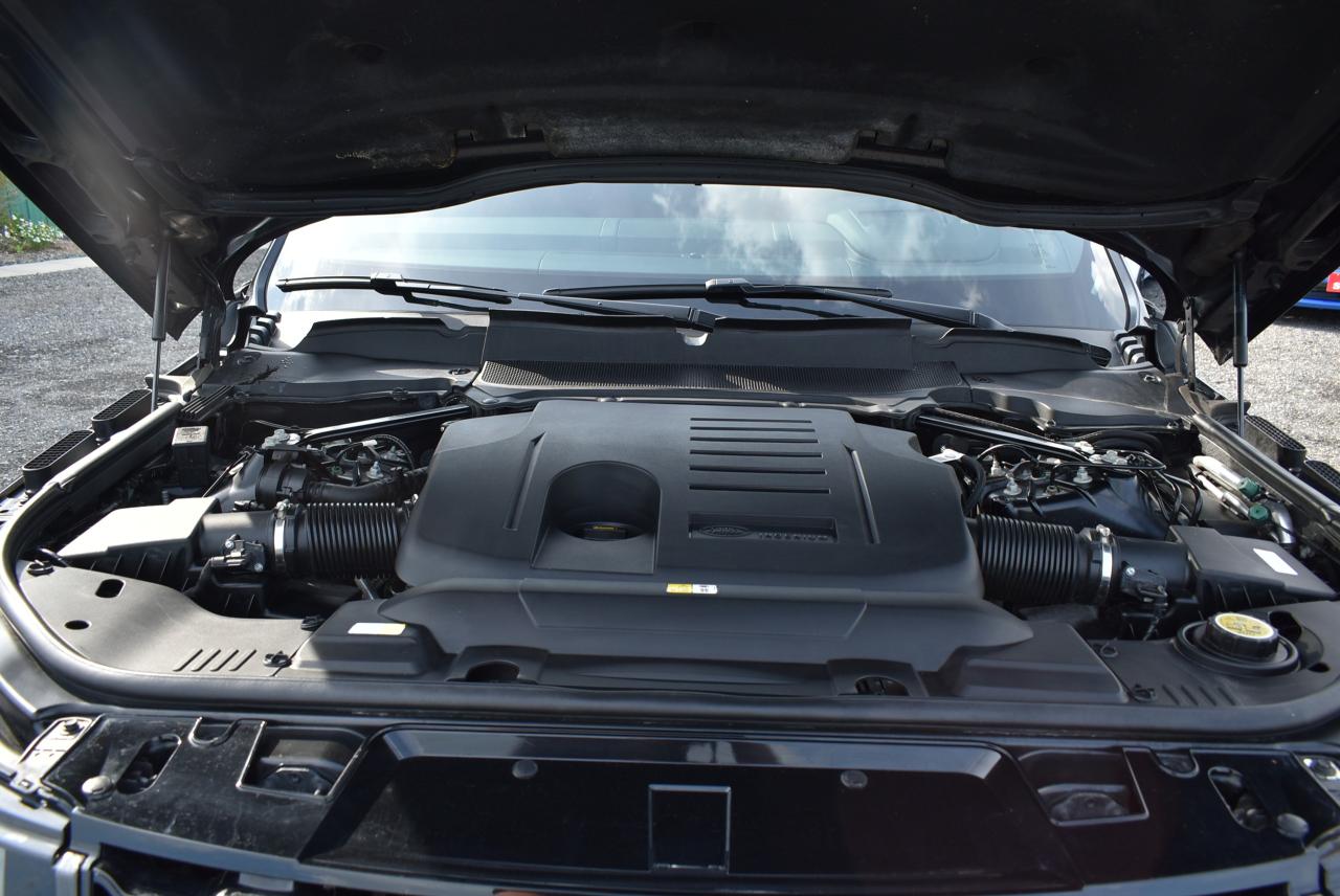 2021 Land Rover Range Rover Sport P400 HST Sport 3.0L - Photo #14