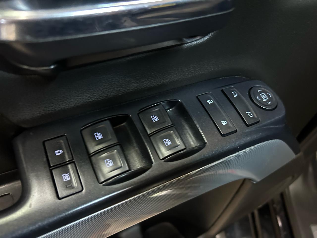 2018 Chevrolet Silverado 1500 LT - Photo #12