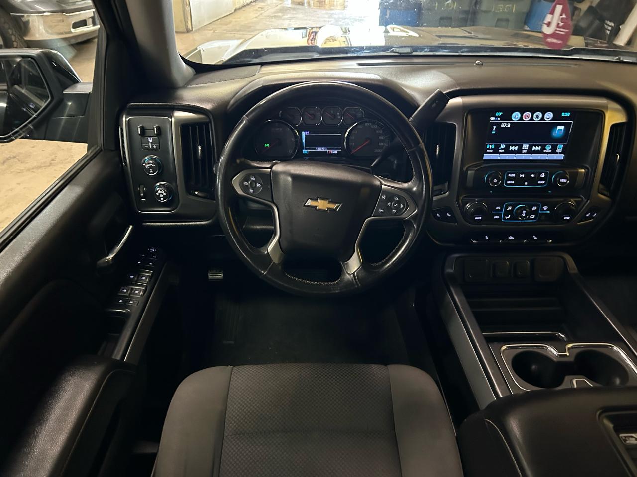 2018 Chevrolet Silverado 1500 LT - Photo #5