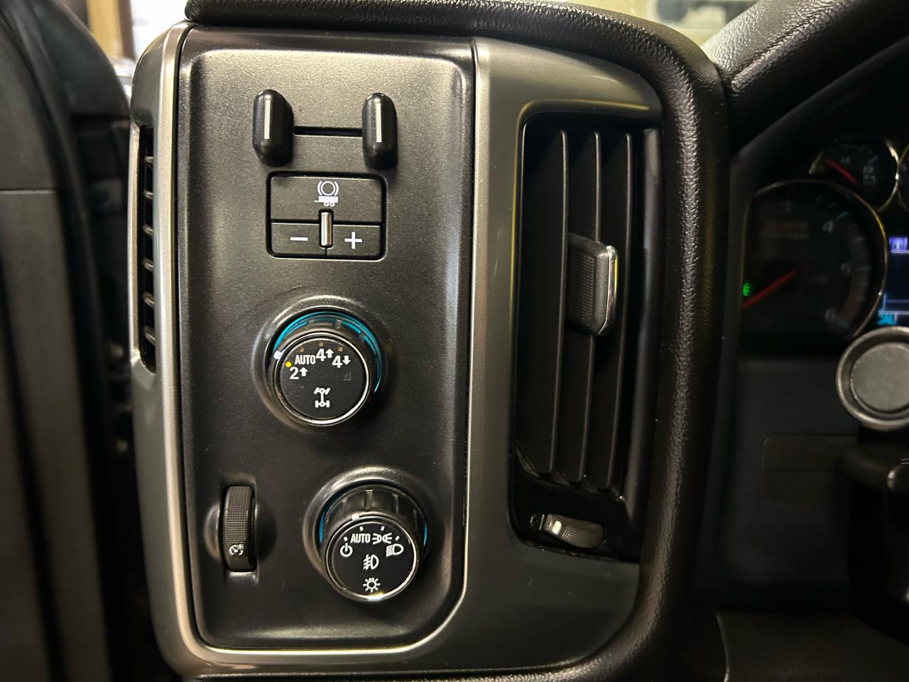 2018 Chevrolet Silverado 1500 LT - Photo #11