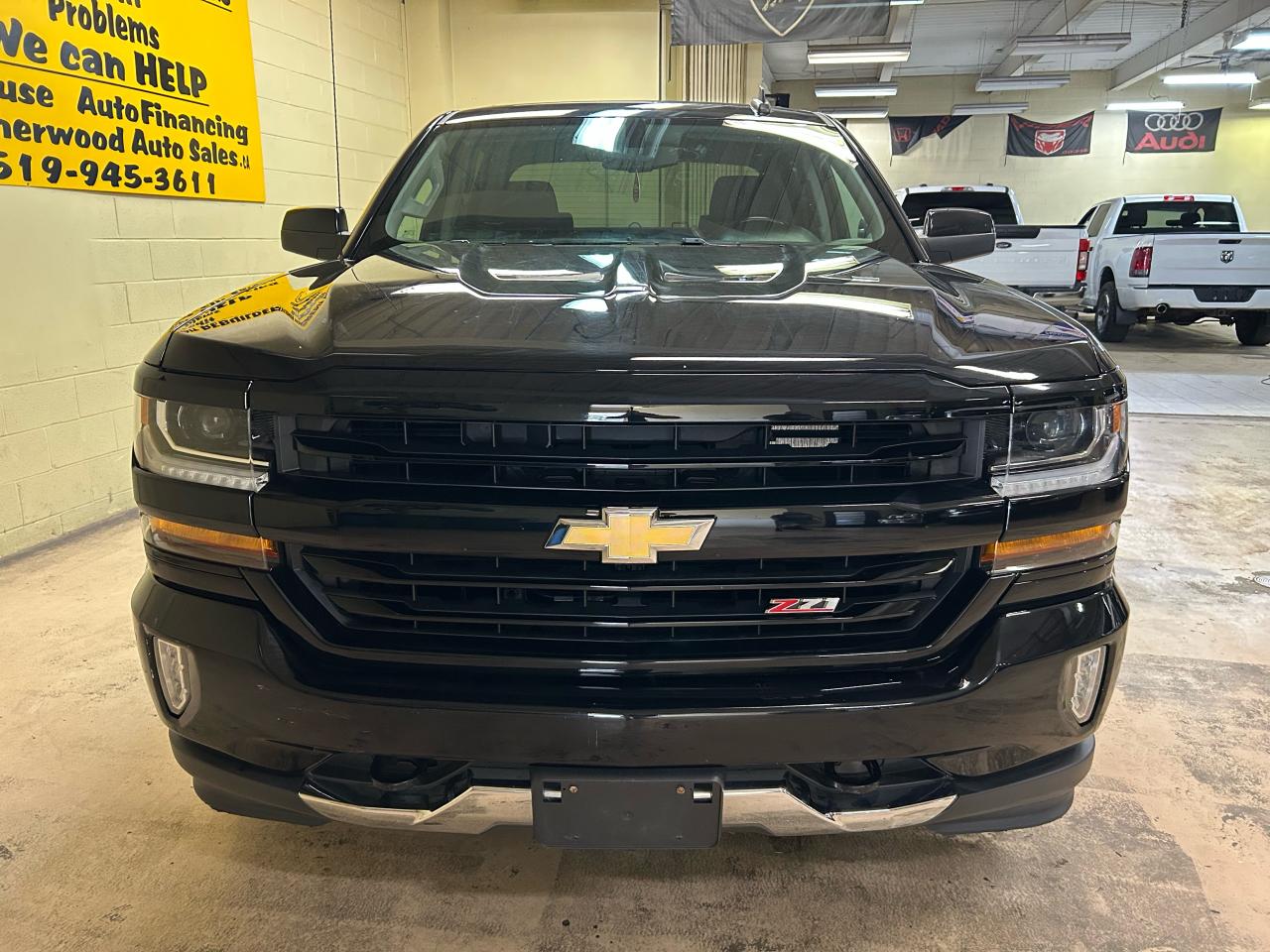 2018 Chevrolet Silverado 1500 LT - Photo #4