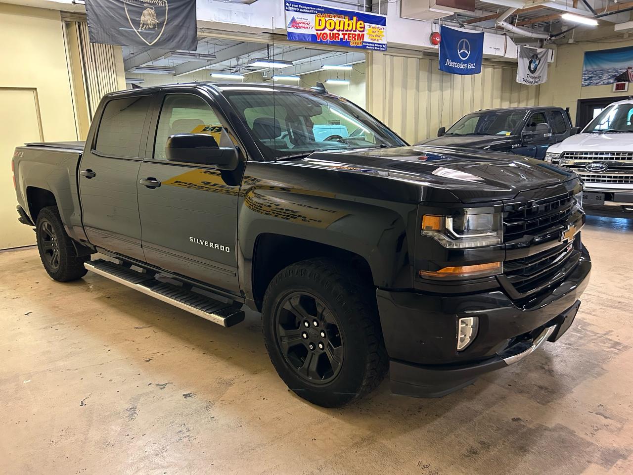 2018 Chevrolet Silverado 1500 LT - Photo #3