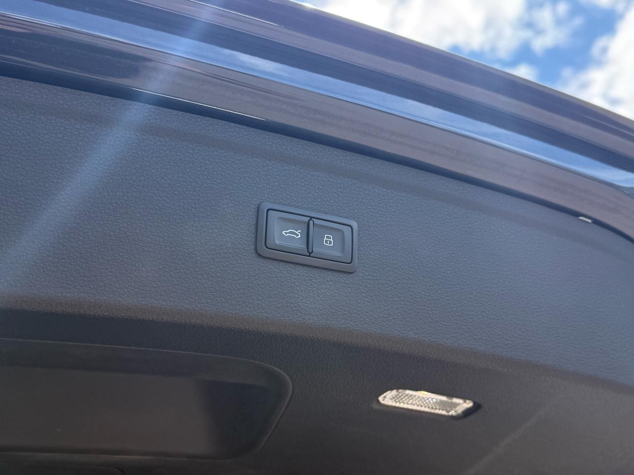 2018 Audi Q5 Technik NAVI|BACKUP|SUNROOF - Photo #19