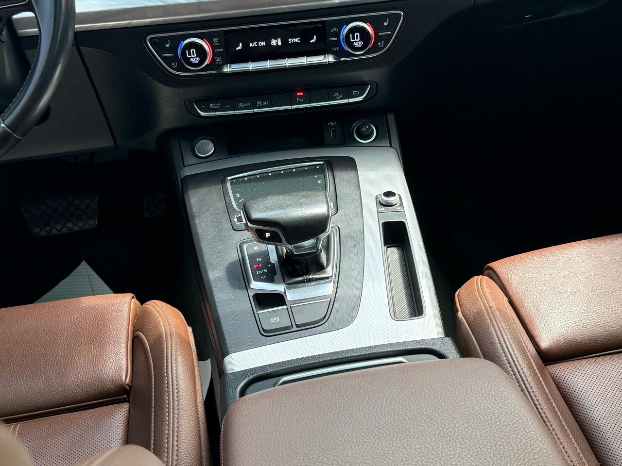 2018 Audi Q5 Technik NAVI|BACKUP|SUNROOF - Photo #10