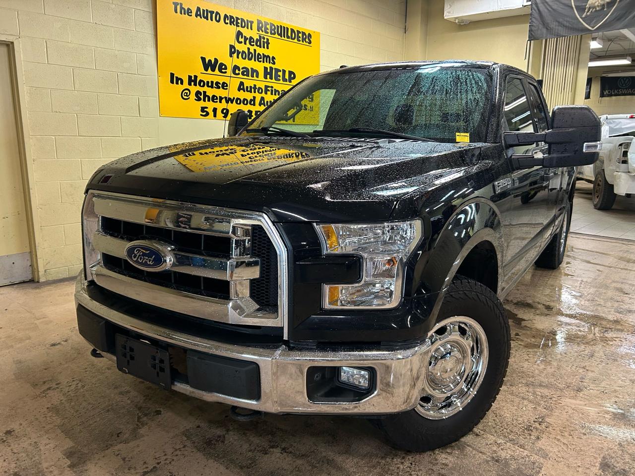Used 2017 Ford F-150 XLT for sale in Windsor, ON