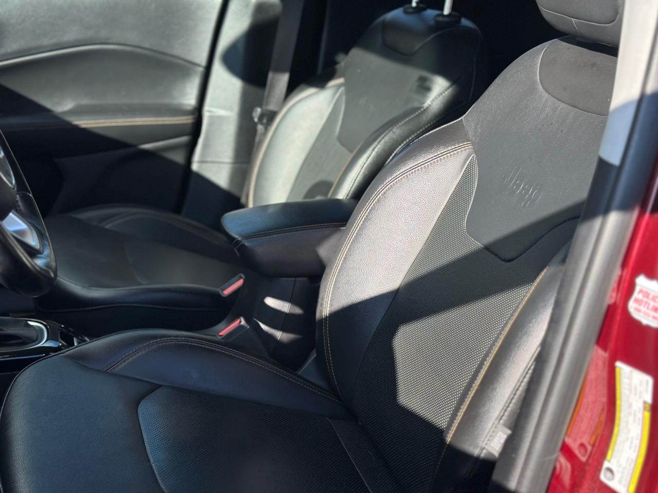 2020 Jeep Compass LIMITED - Photo #11