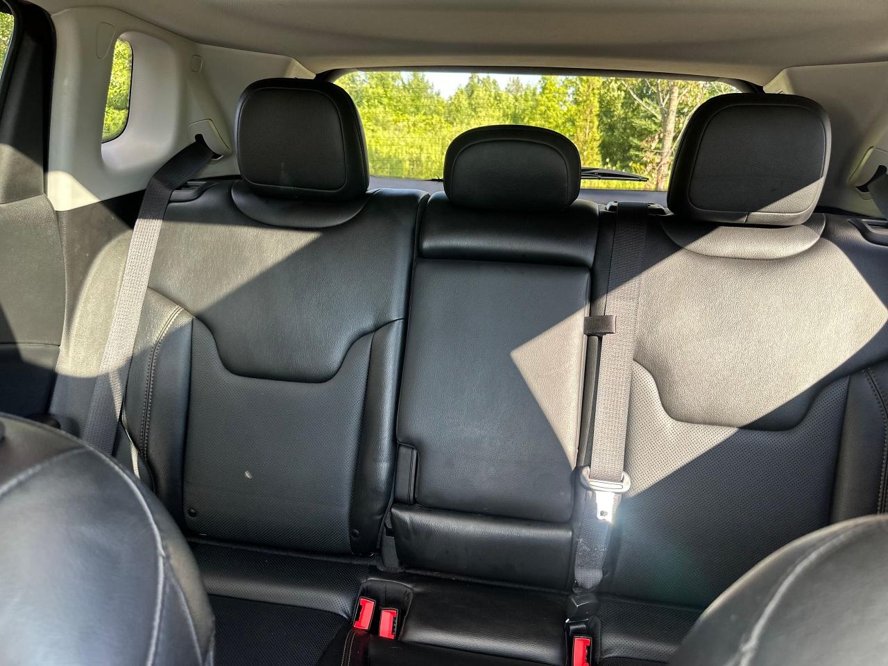 2020 Jeep Compass LIMITED - Photo #12