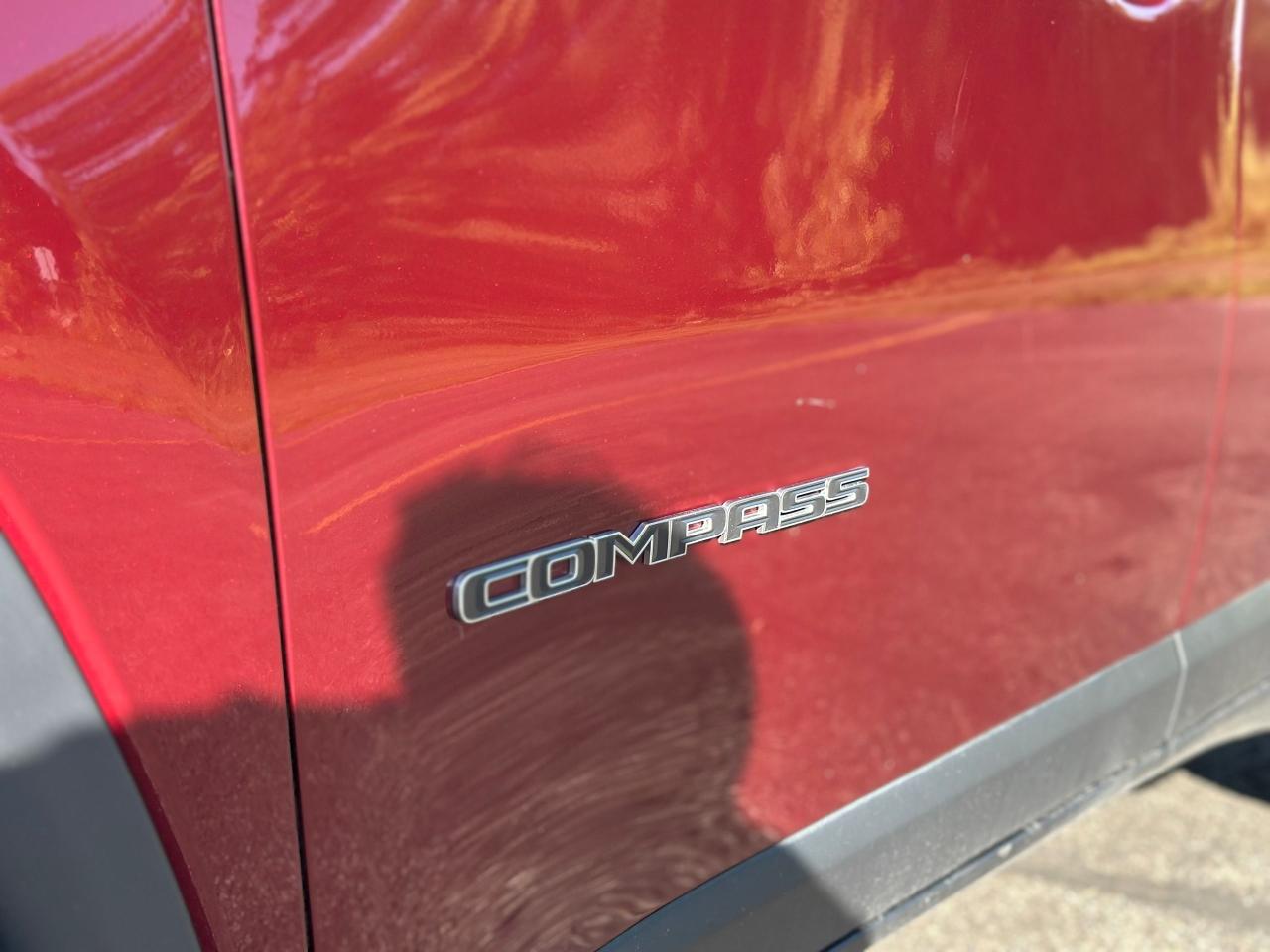 2020 Jeep Compass LIMITED - Photo #5