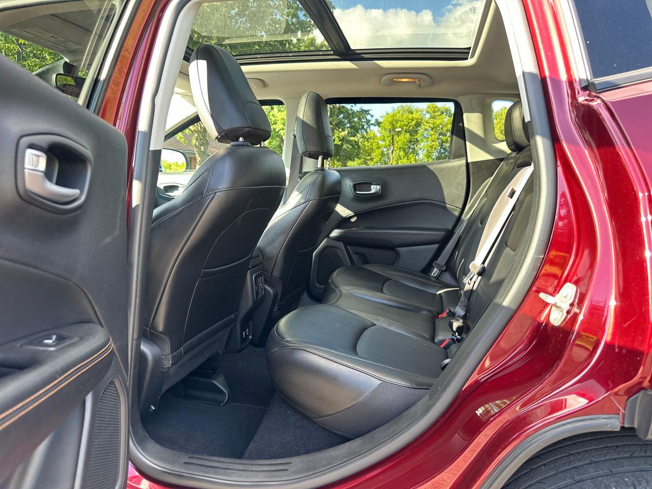 2020 Jeep Compass LIMITED - Photo #6
