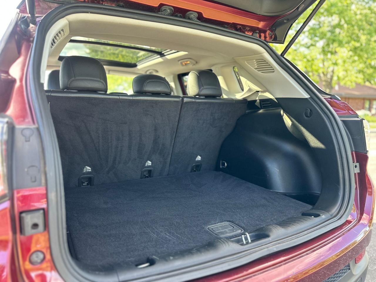 2020 Jeep Compass LIMITED - Photo #15