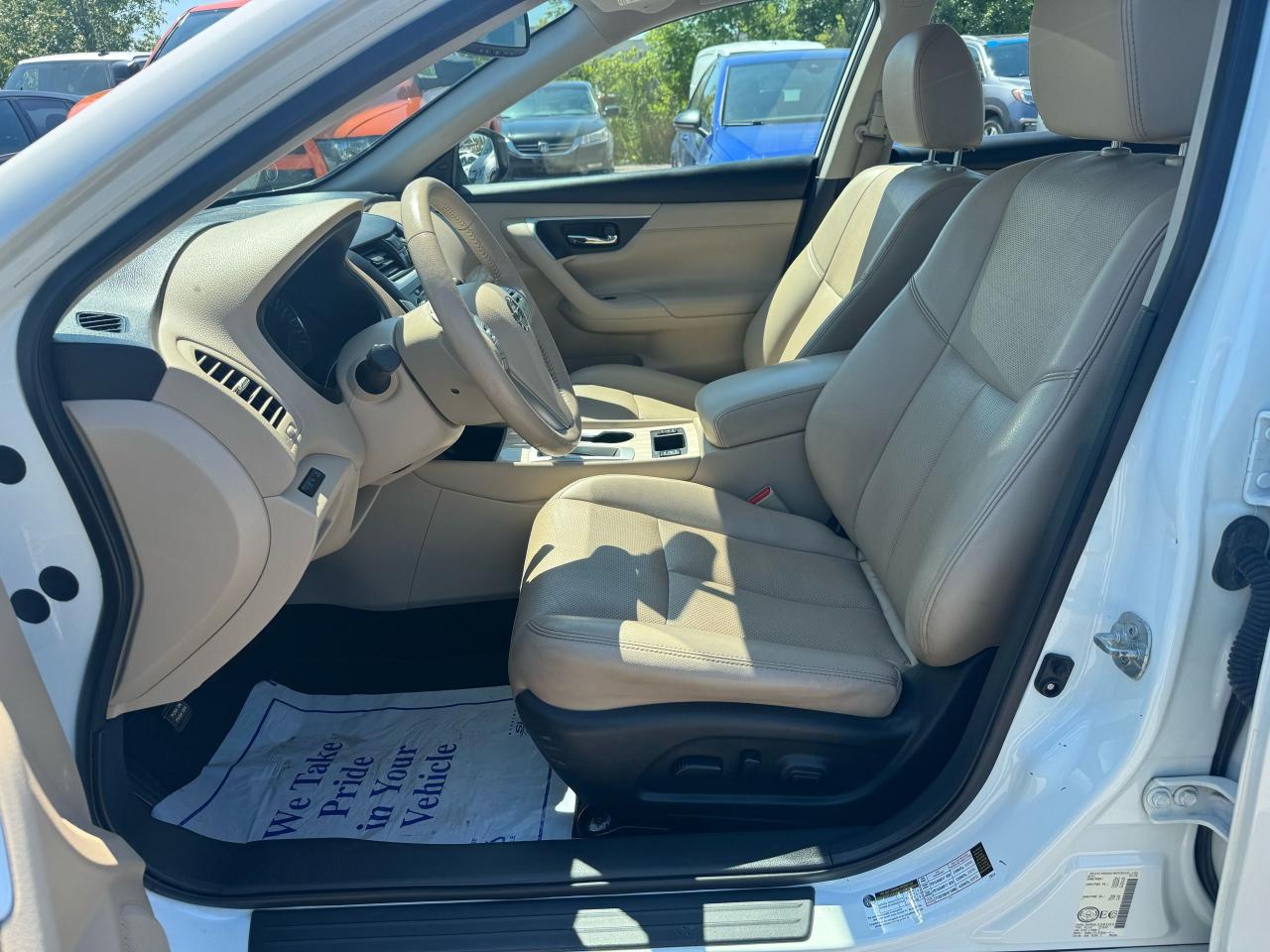 2016 Nissan Altima 2.5 SL Tech - Photo #10