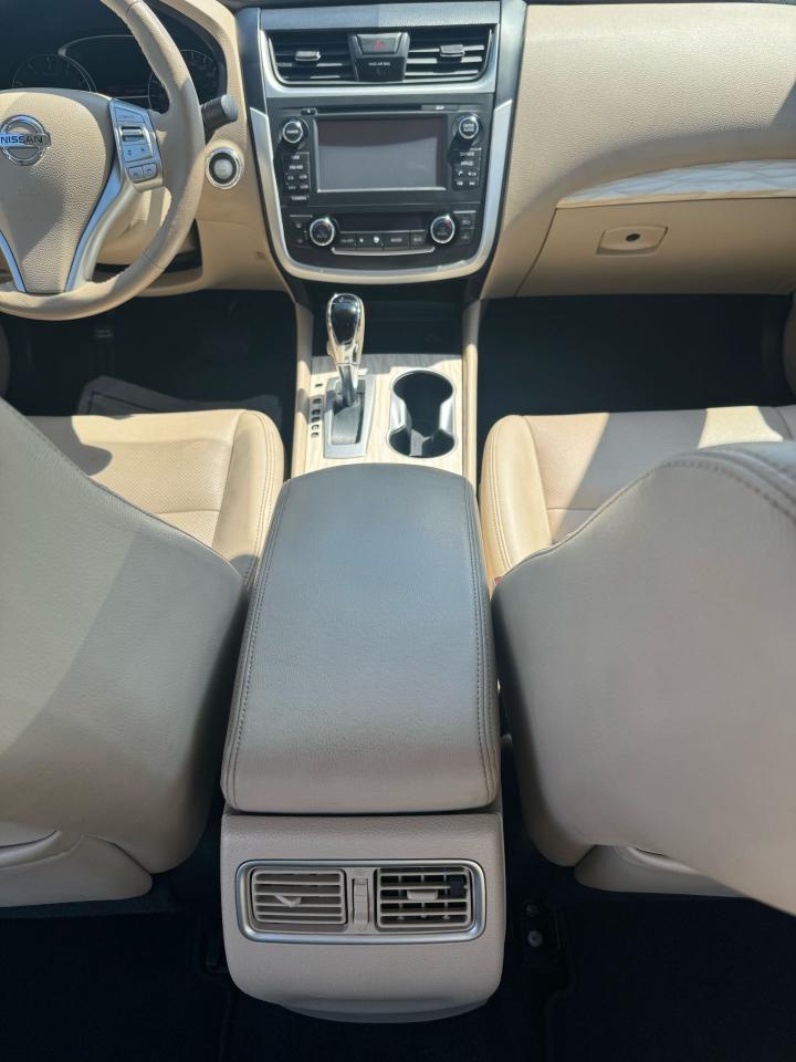 2016 Nissan Altima 2.5 SL Tech - Photo #14