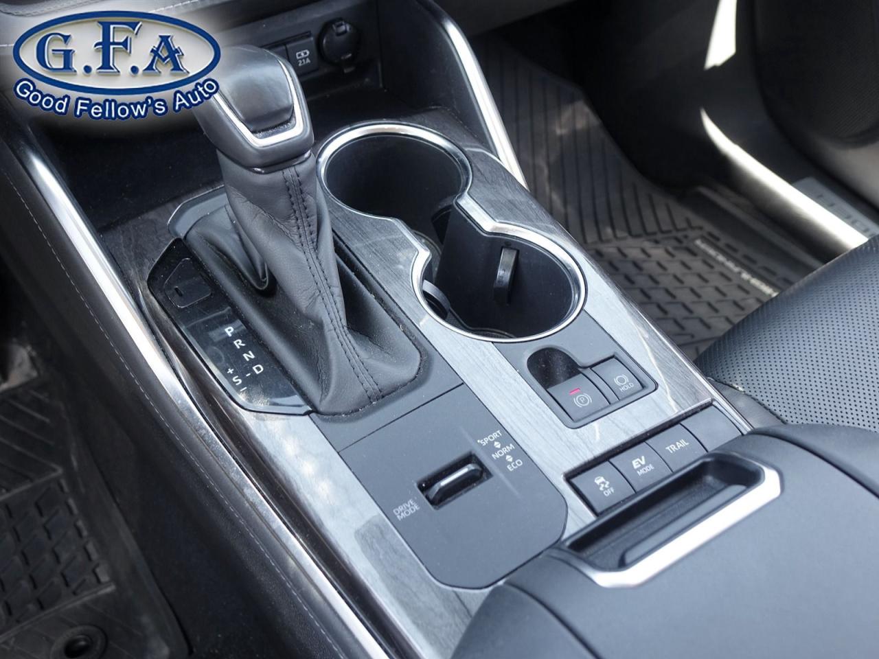 2020 Toyota Highlander LIMITED MODEL, HYBRID, AWD, 8 PASSENGER, LEATHER S - Photo #18