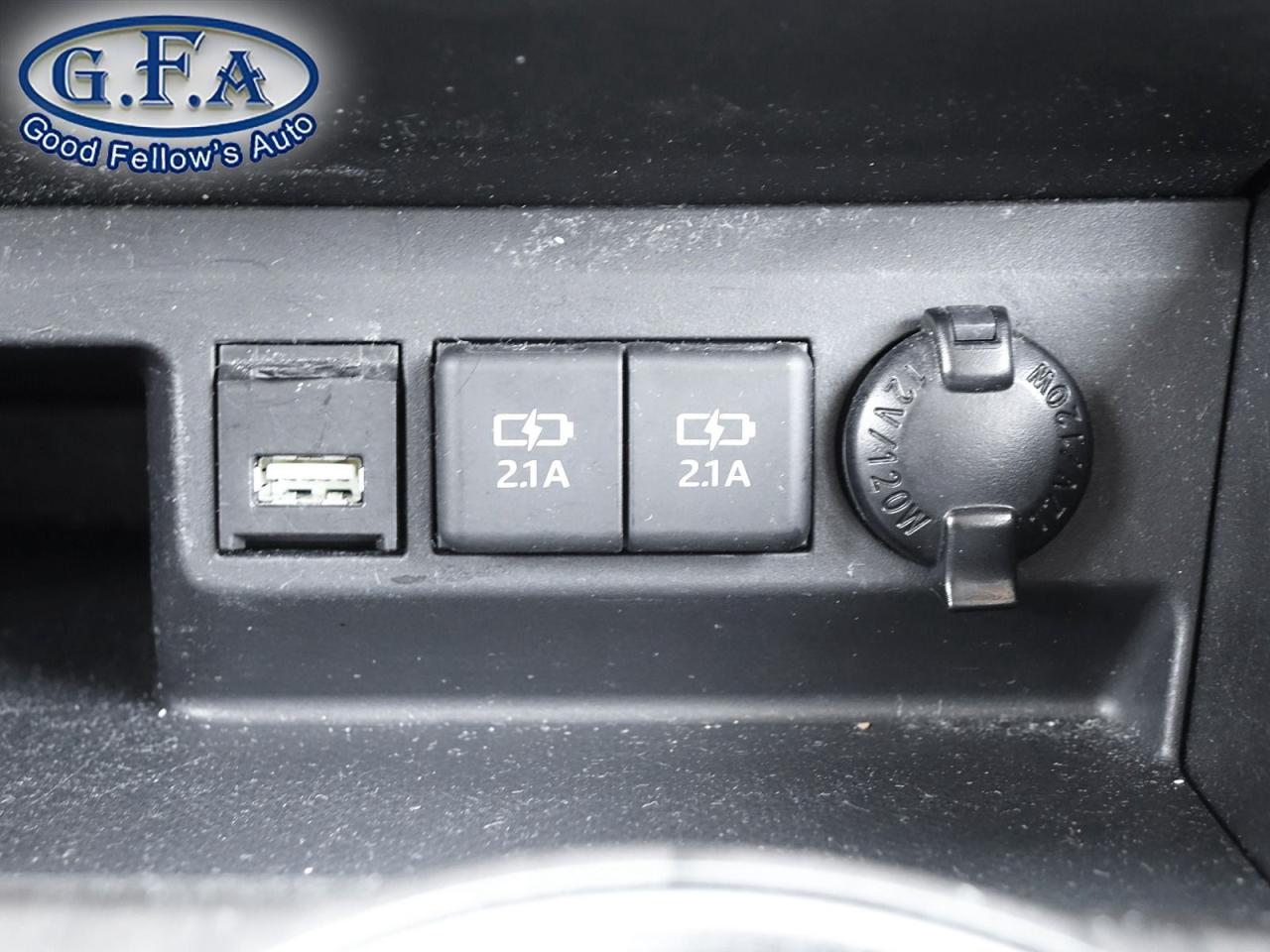 2020 Toyota Highlander LIMITED MODEL, HYBRID, AWD, 8 PASSENGER, LEATHER S - Photo #20