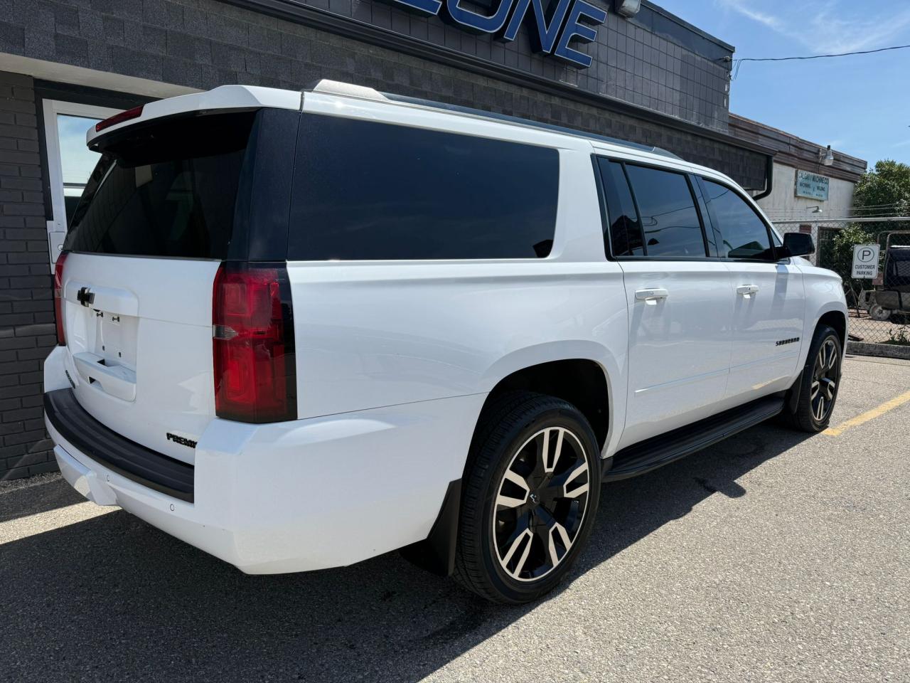 2019 Chevrolet Suburban PREMIER | DOUBLE DVD | ULTIMATE FAMILY SUV - Photo #3