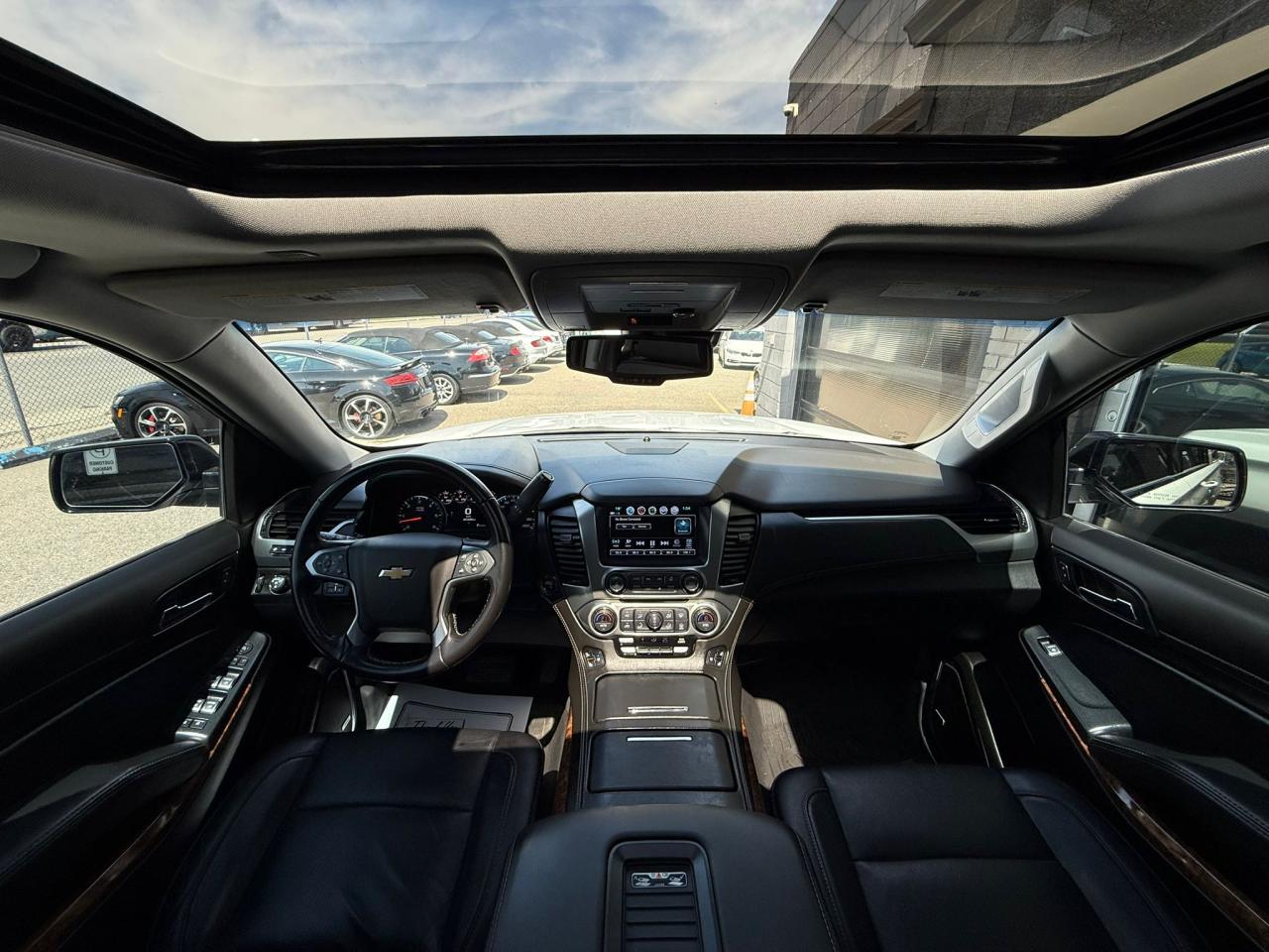 2019 Chevrolet Suburban PREMIER | DOUBLE DVD | ULTIMATE FAMILY SUV - Photo #17
