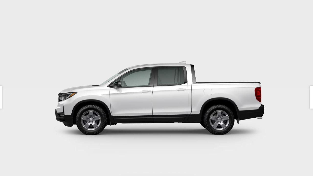 2025 Honda Ridgeline TrailSport AWD Photo1