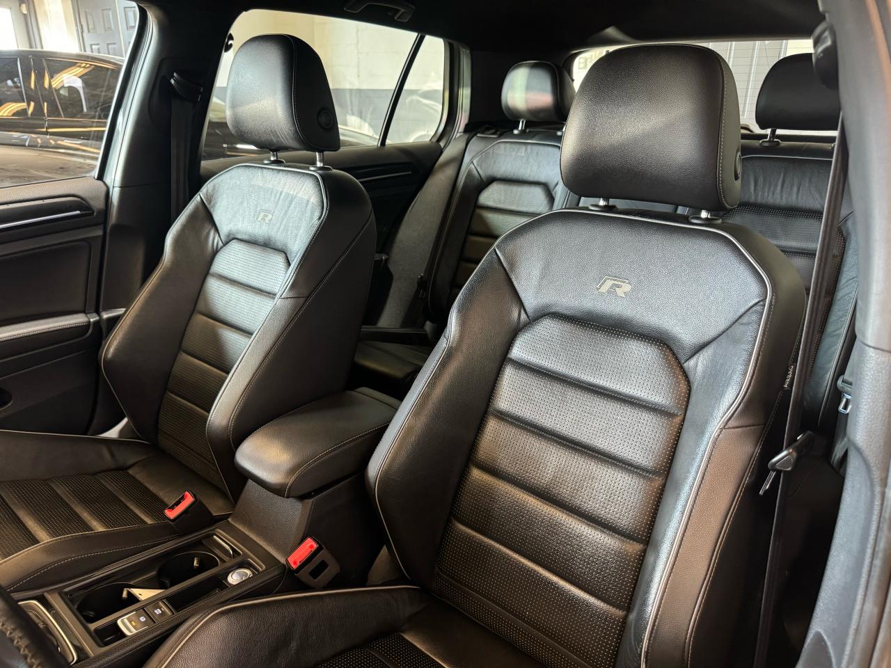 2019 Volkswagen Golf R 6SPD|NAV|BACKUP|CARPLAY|FENDER AUDIO|CLEAN CARFAX| - Photo #25