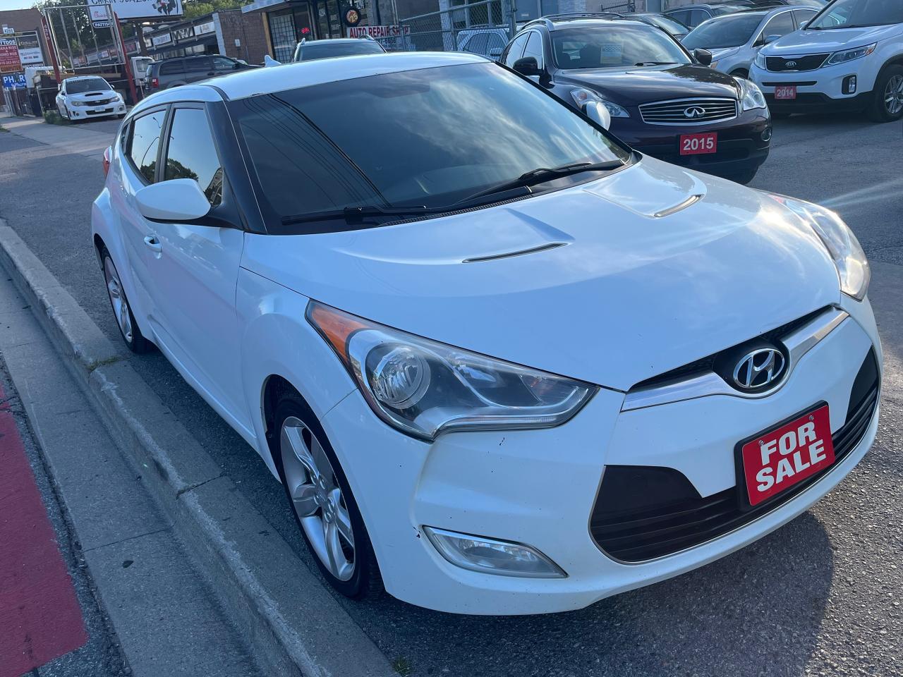 2012 Hyundai Veloster Backup cam-Bluetooth-Heated seats & more!