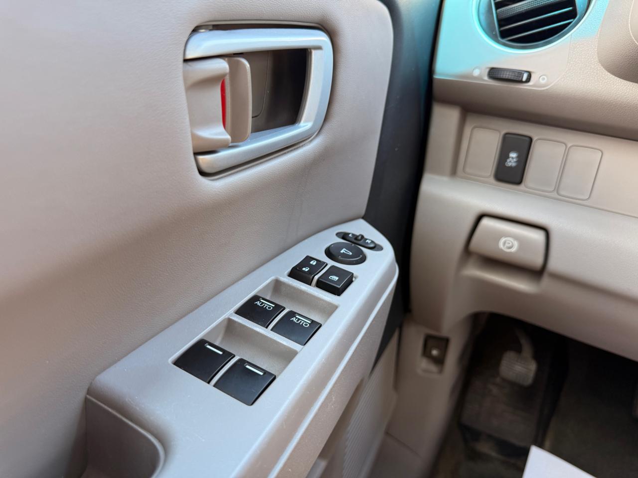 2015 Honda Pilot EX-L - Photo #32