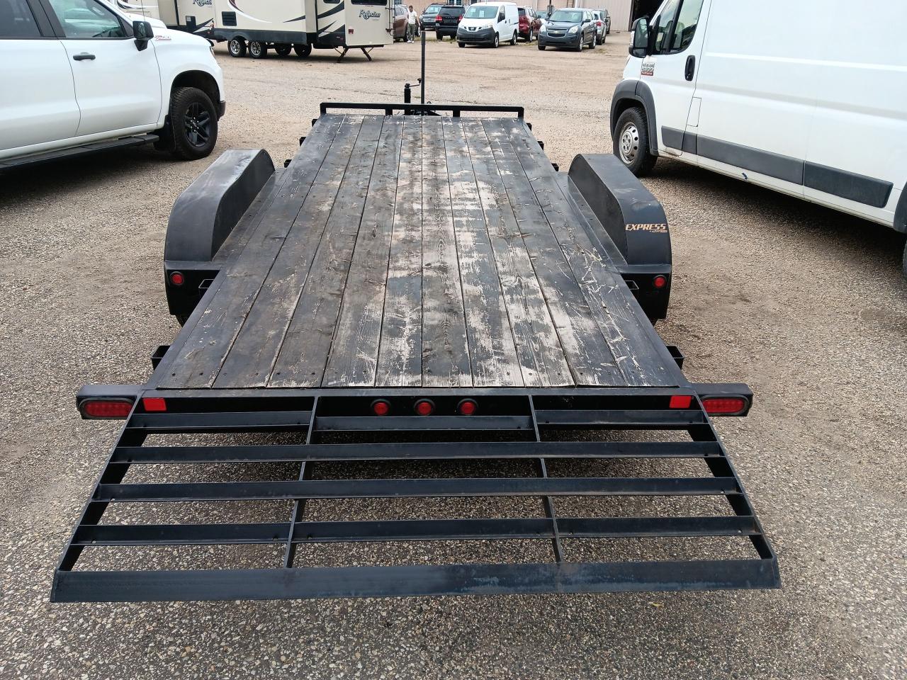 2021 Rainbow Trailer 16 ft deck with jack and 2 foot 5 inch beaver tail - Photo #2