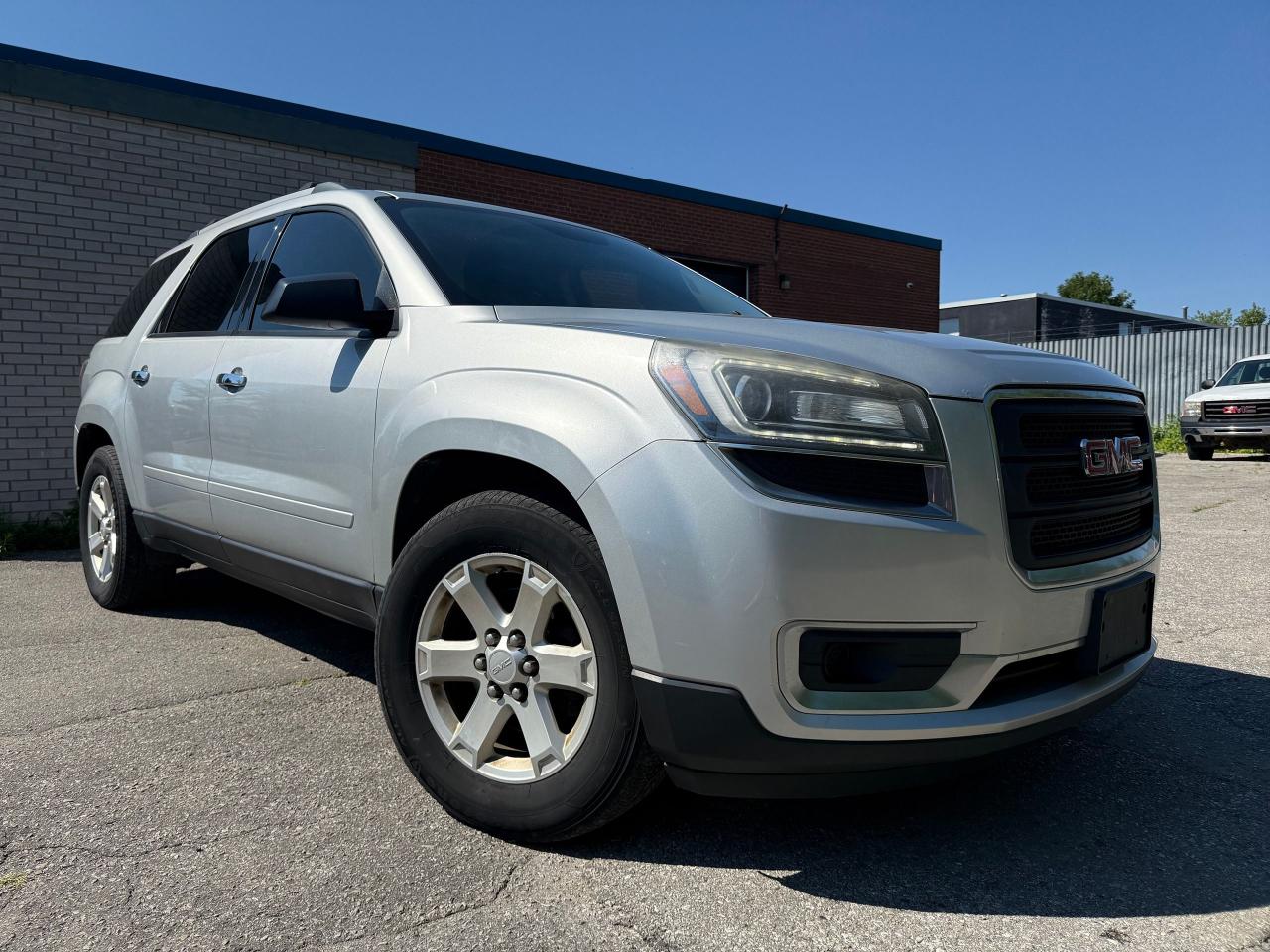 Used 2015 GMC Acadia AWD SLE2 *SAFETY INCL*7 PASS*CLEAN CARFAX* for sale in North York, ON