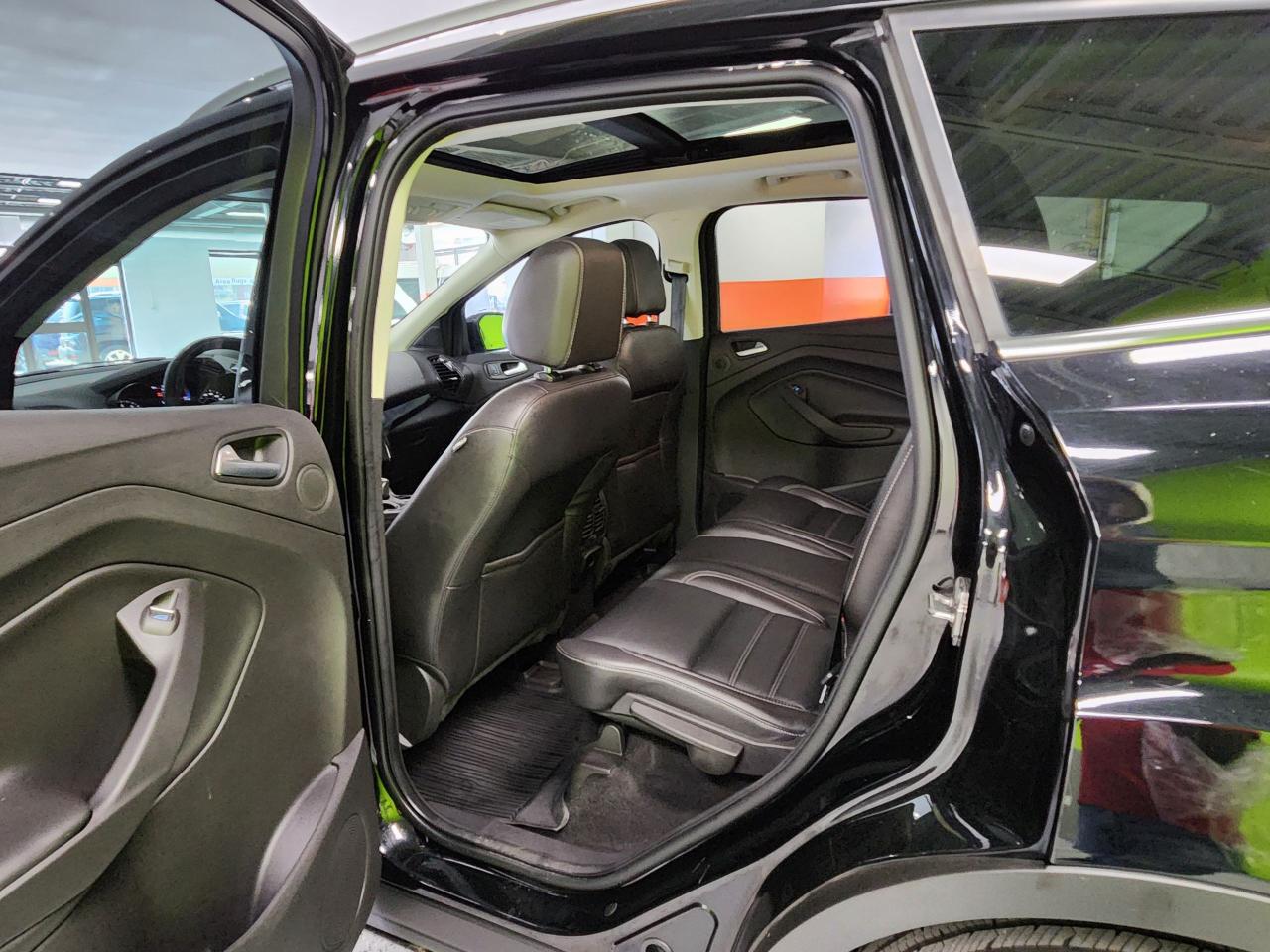 2017 Ford Escape Titanium - Photo #22