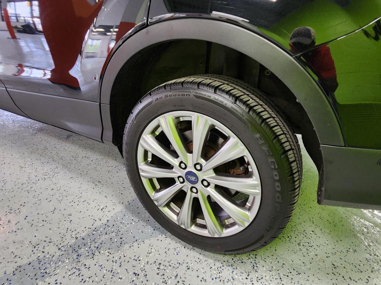 2017 Ford Escape Titanium - Photo #19