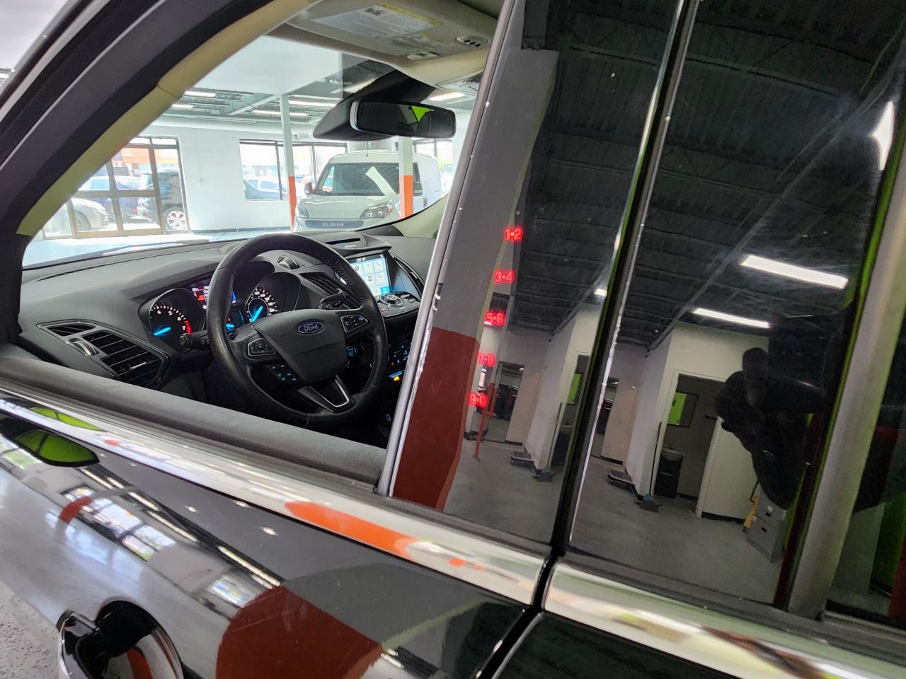 2017 Ford Escape Titanium - Photo #23