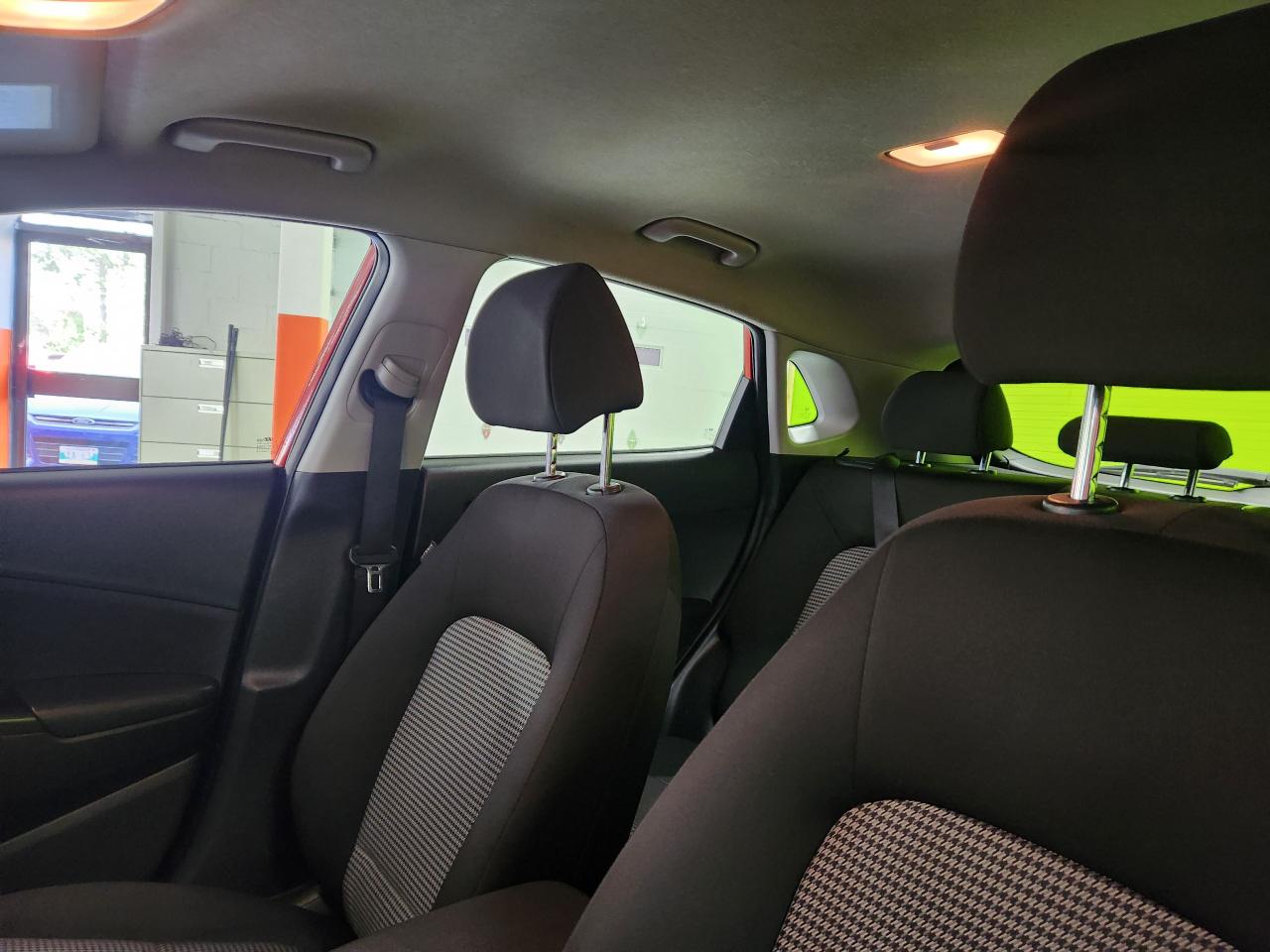 2019 Hyundai KONA Essential - Photo #24