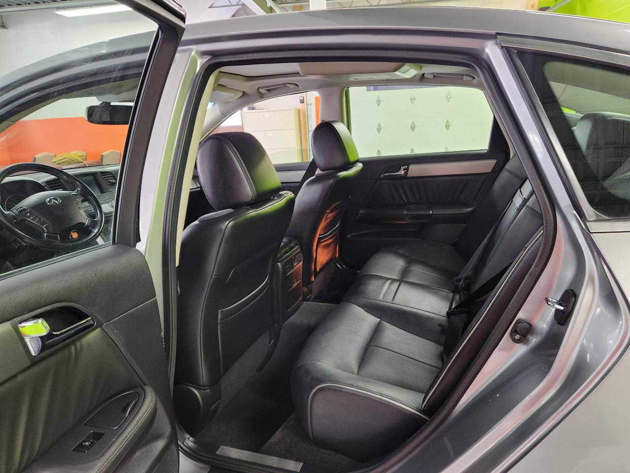 2007 Infiniti M45 Sport Sunroof Leather New Brakes, Ice cold A/C - Photo #13