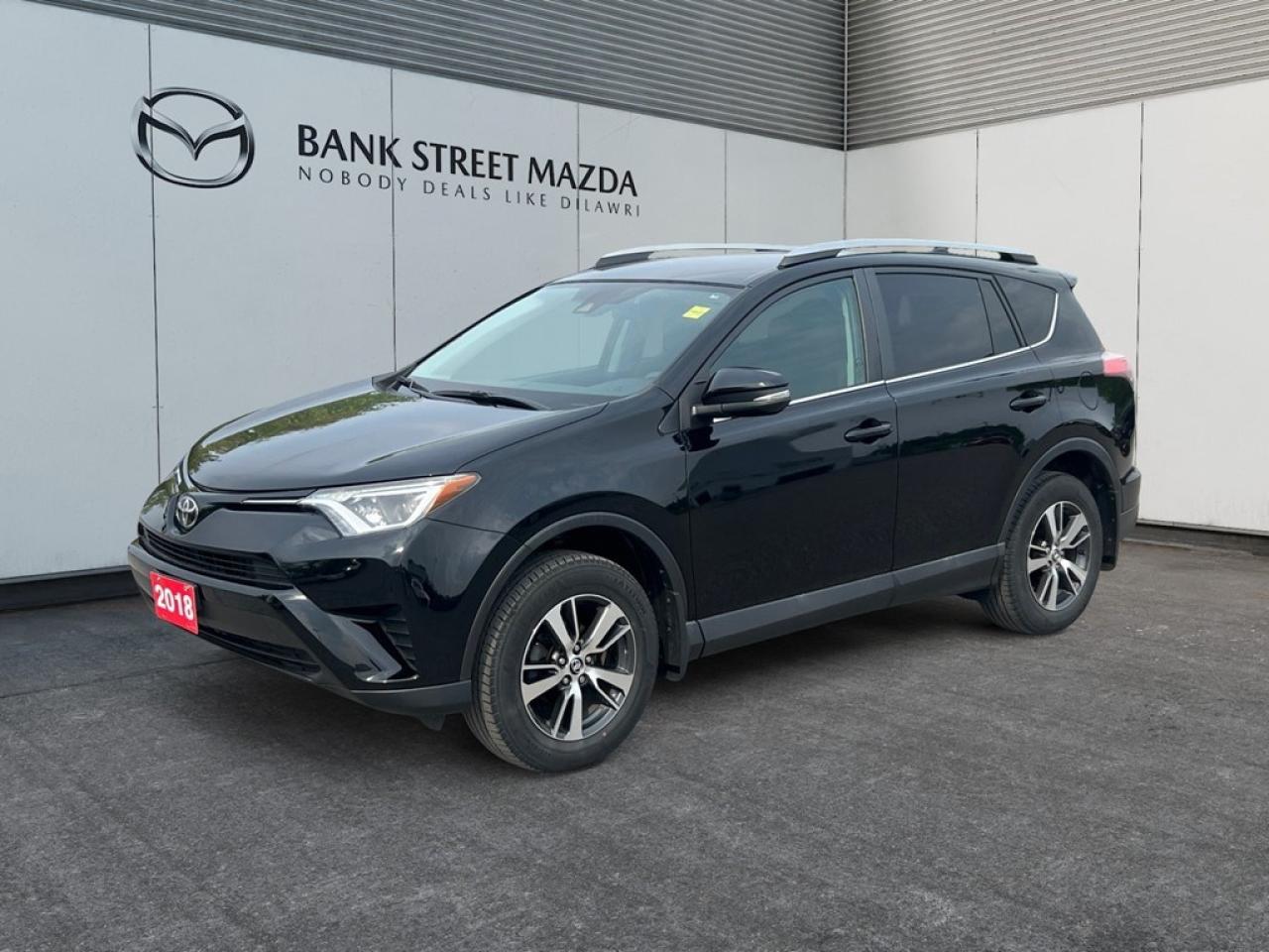 Used 2018 Toyota RAV4 FWD LE for sale in Ottawa, ON