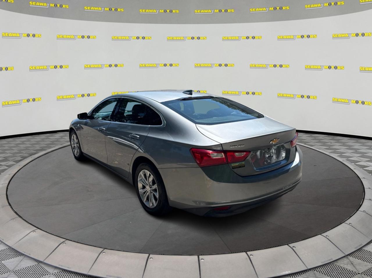 2023 Chevrolet Malibu LT (1LT) - Photo #5