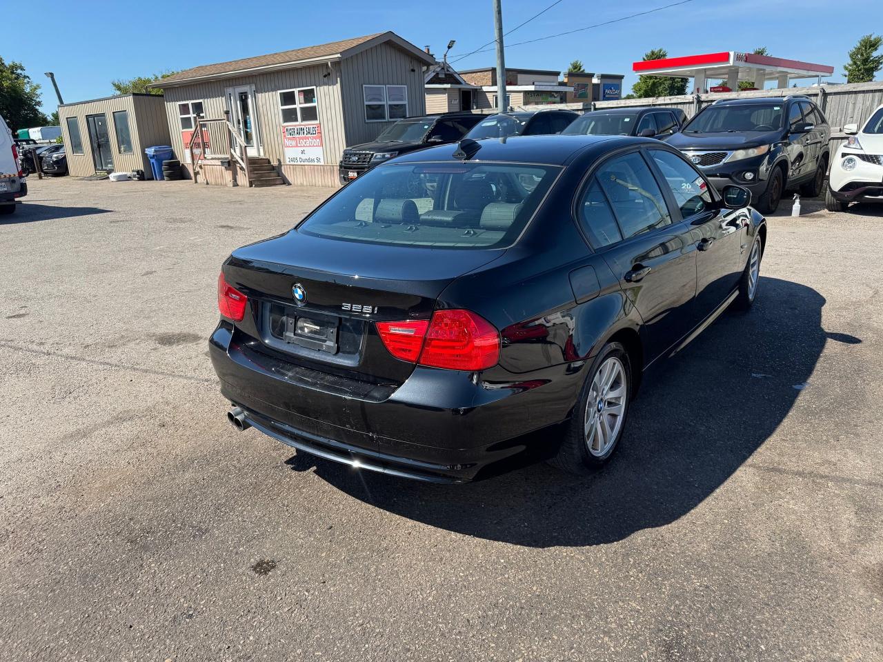 2009 BMW 3 Series 328i xDrive, AUTO, LOW KMS, ONLY 77,000KMS, CERT - Photo #4