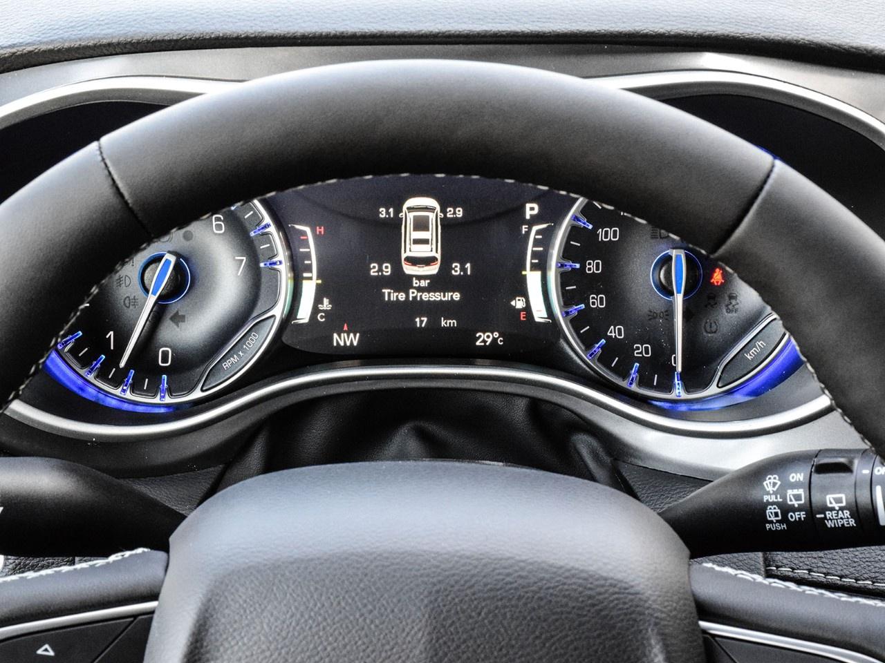 2026 Chrysler Pacifica Select FWD Photo