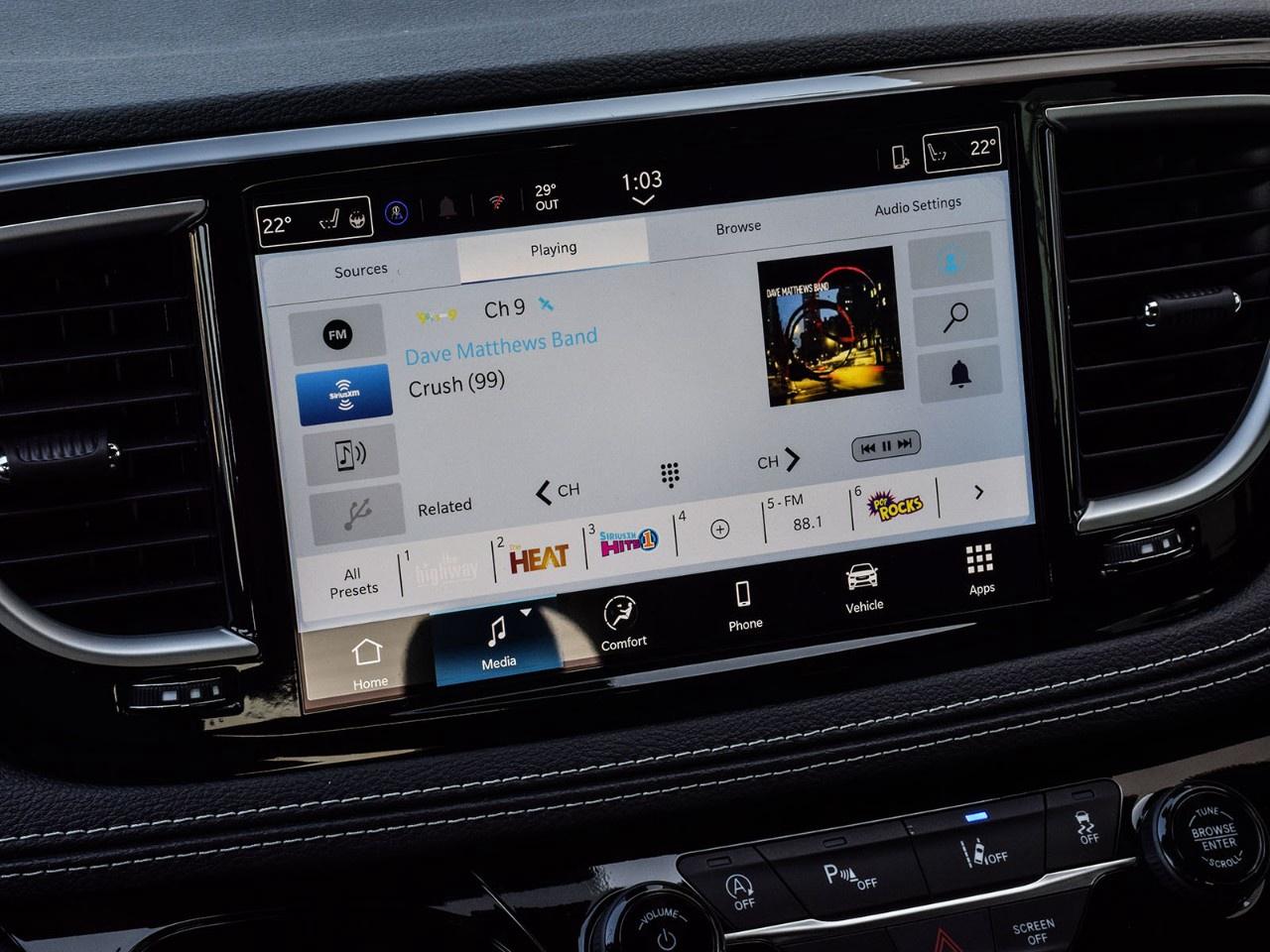 2026 Chrysler Pacifica Select FWD Photo