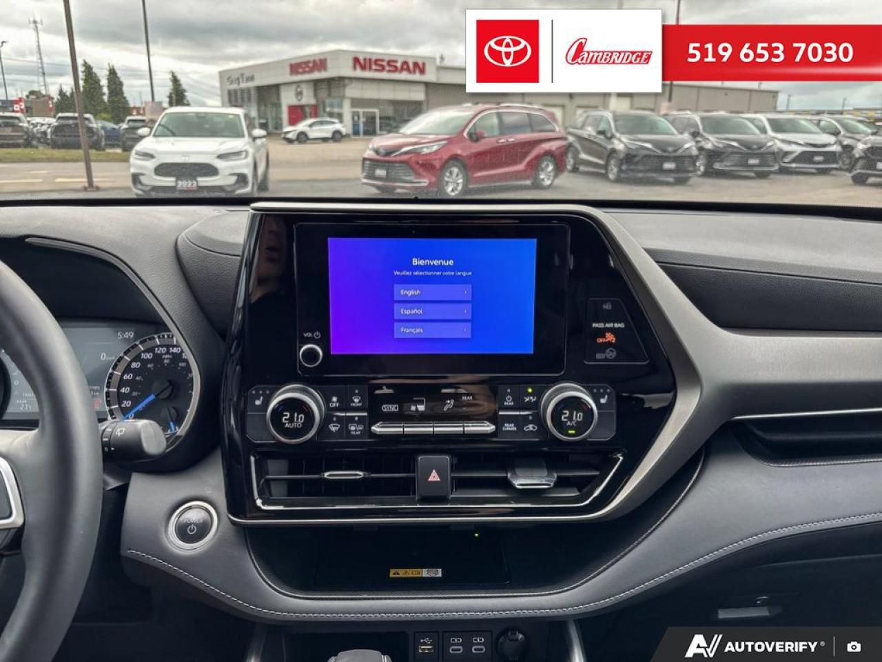 2024 Toyota Highlander HYBRID XLE Photo