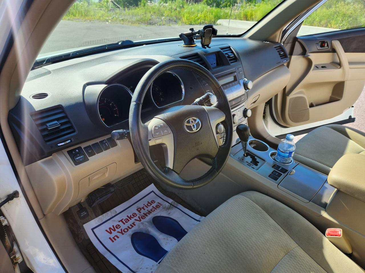 2010 Toyota Highlander $8850 with Safety 7 pass. - Photo #13