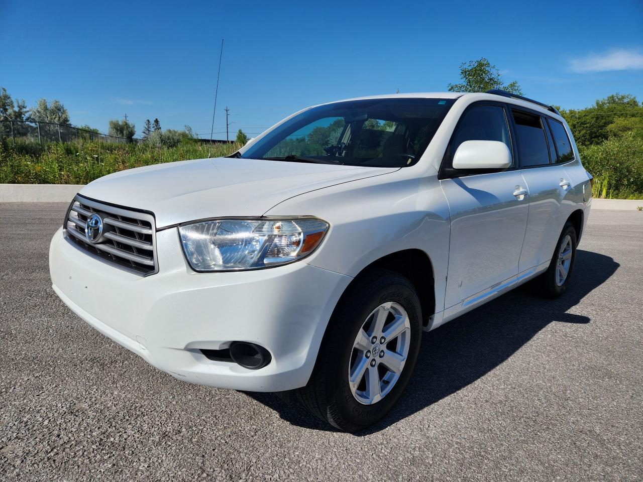 2010 Toyota Highlander $8850 with Safety 7 pass. - Photo #2
