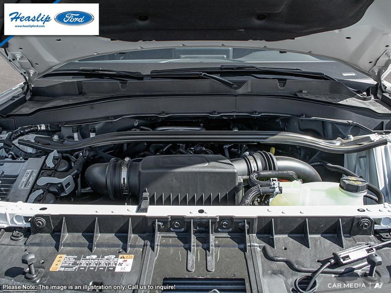 2025 Ford Explorer ST Photo5