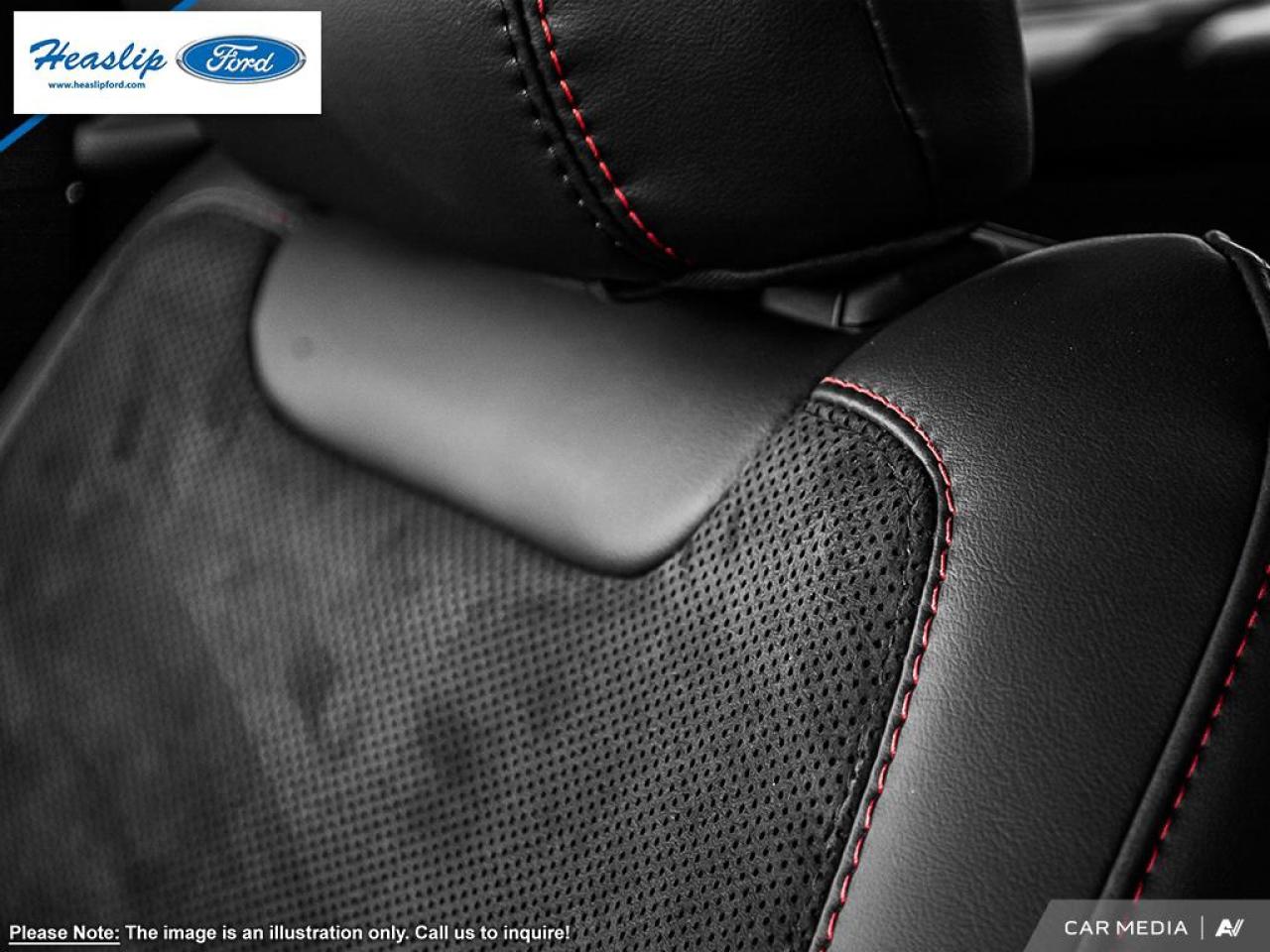 2025 Ford Explorer ST Photo5