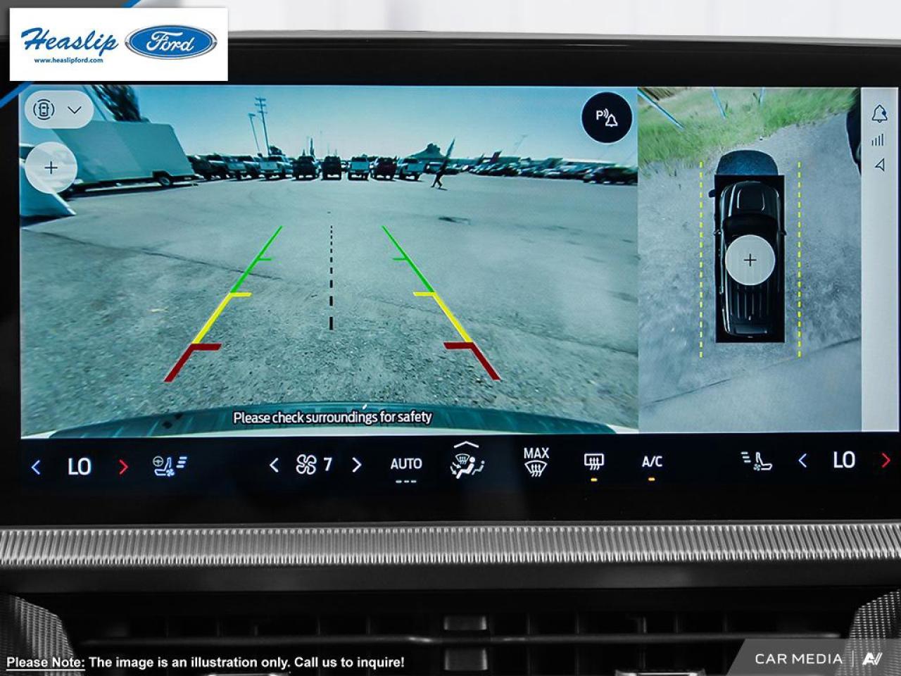 2025 Ford Explorer ST Photo5