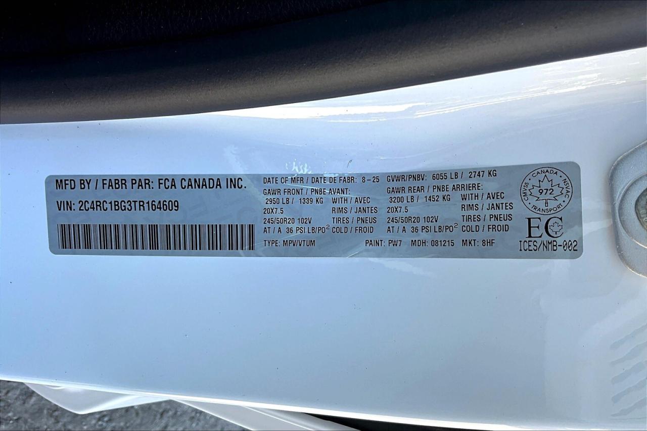 2026 Chrysler Pacifica SELECT | 100TH ANNIVERSARY | U-connect | Sunroof Photo