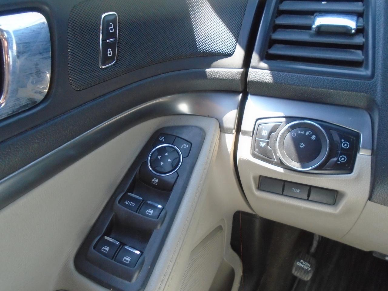 2013 Ford Explorer 4WD 4dr Base - Photo #9