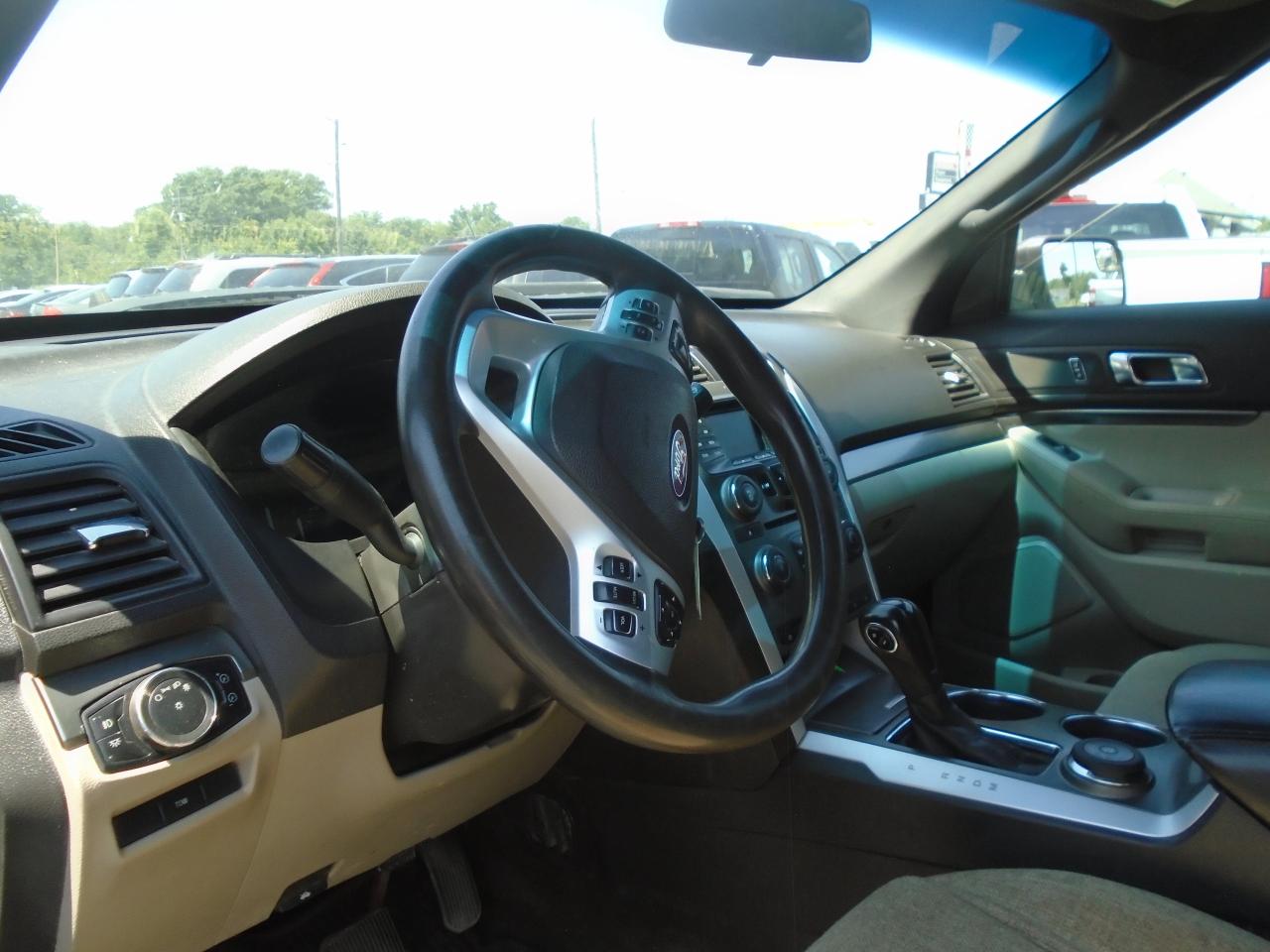 2013 Ford Explorer 4WD 4dr Base - Photo #11